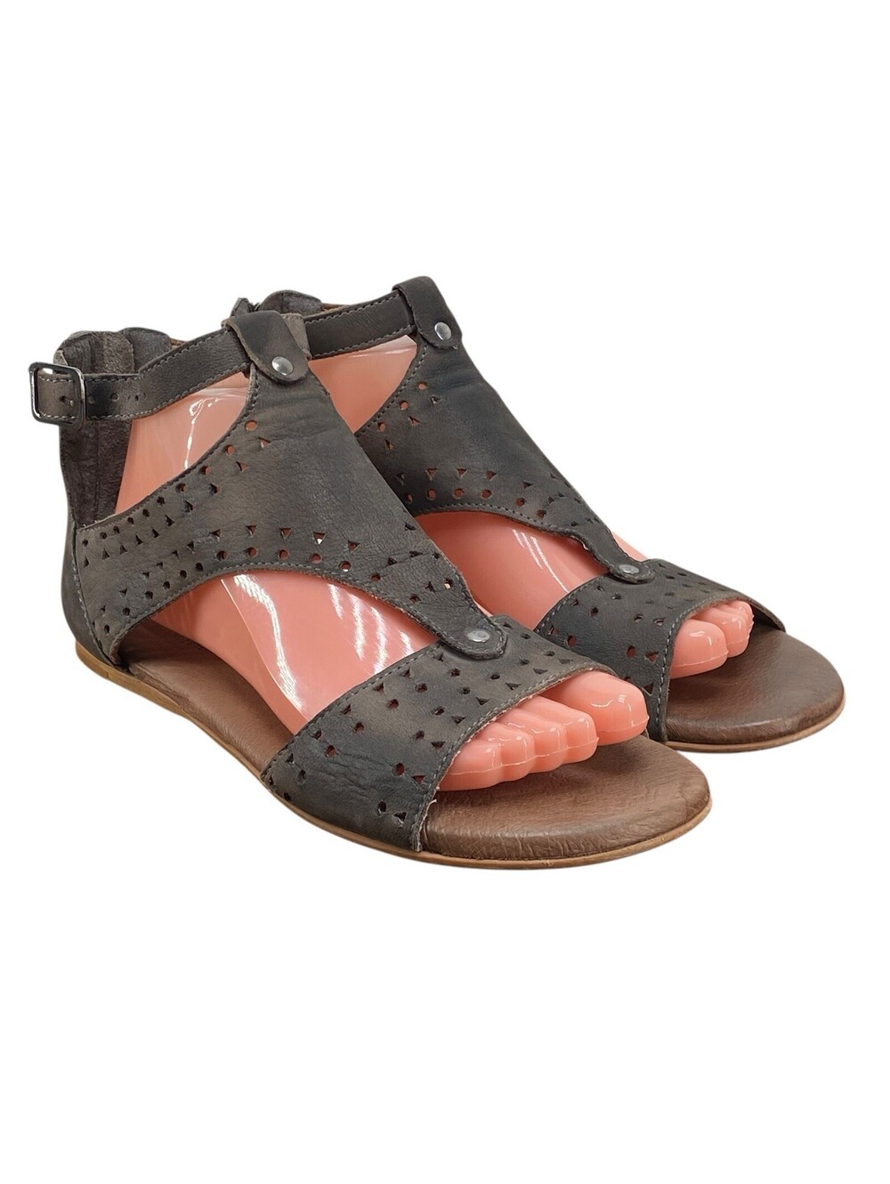 Roan by Bed Stu 7 Kit Cutout Bosco Sandals Women's Size 7.5 Dark Gray